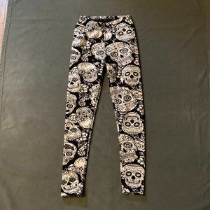 Cozy Womens Lined Leggings Black/White Skull Print Size M/L